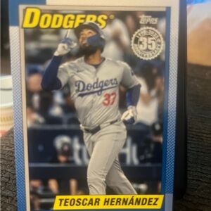 Topps Dodgers Baseball Card - Blue & Yellow